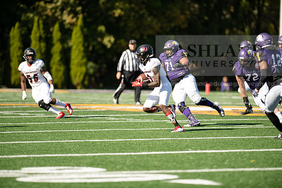 AUvDavenportFootball1019ALW_7209
