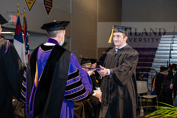 079BachelorNursingWiGrad1221ALW_7132