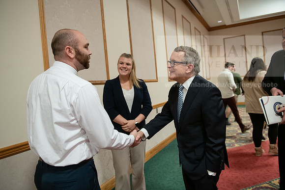 AsbrookGovMikeDeWine0120ALW_9091