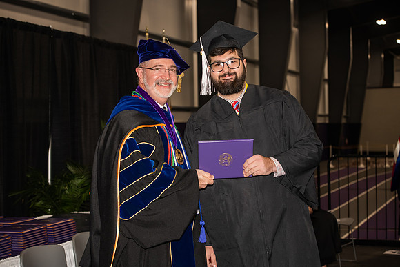 072WIGraduates1222ALW_0775