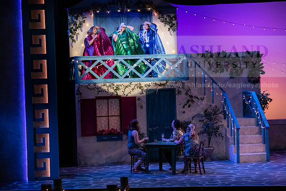 TheatreMammaMia0220ALW_2244