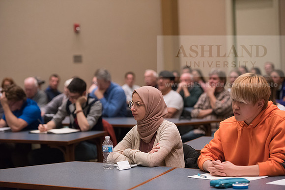 Ashland Center for Nonviolence - War in the Bible Panel Discussi