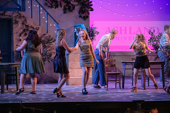 TheatreMammaMia0220ALW_2339