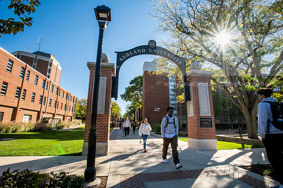 FallCampusLife1024AWB_1504