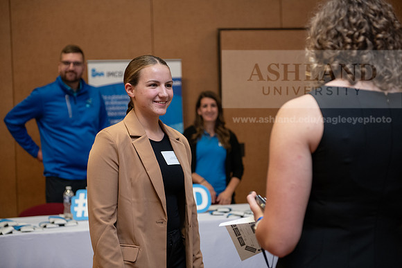 CareerInternshipFair1023AWB_9636