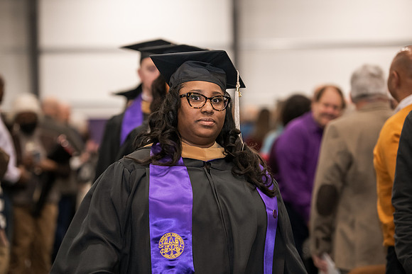 024WIGradProcessional1222ALW_0077