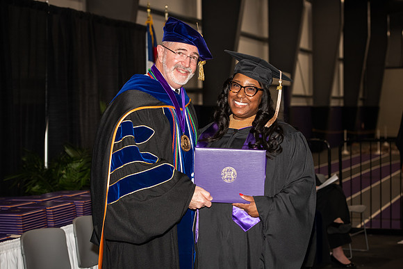 053WIGraduates1222ALW_0646