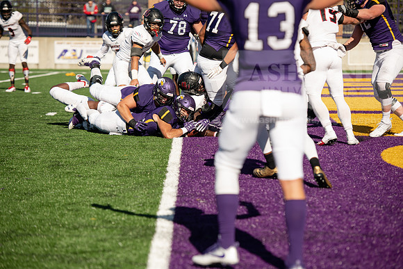 AUvDavenportFootball1019ALW_7396