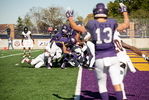 AUvDavenportFootball1019ALW_7391