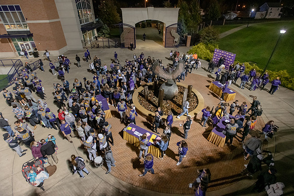 ParadeOfPurple1021ALW_6539