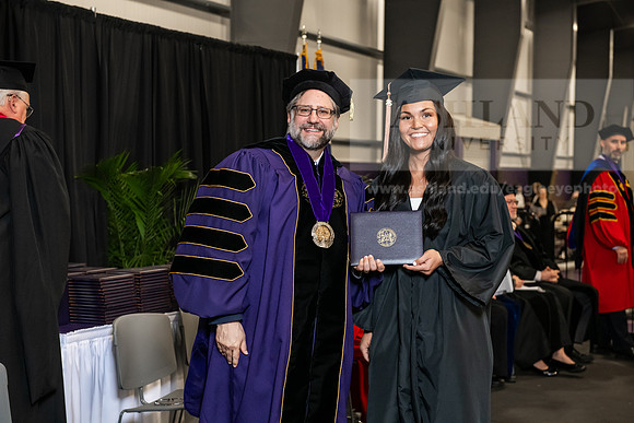 058SPGradBachelorScienceBusinessAdmin0525AWB_4222