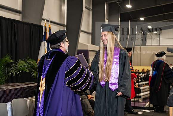 163SPGradBachelorArts0525AWB_3506