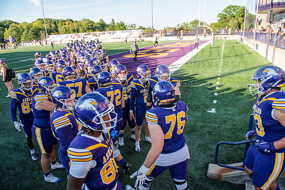 AUvIUPFootball0924ALW_8248