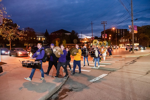 ParadeOfPurple1021ALW_6054