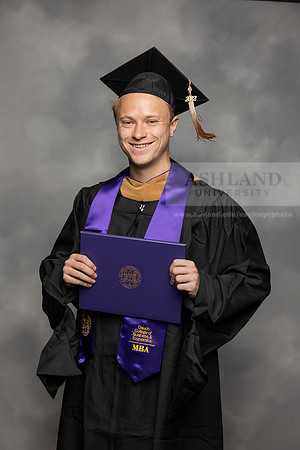 051SPGraduates0522CCP10880