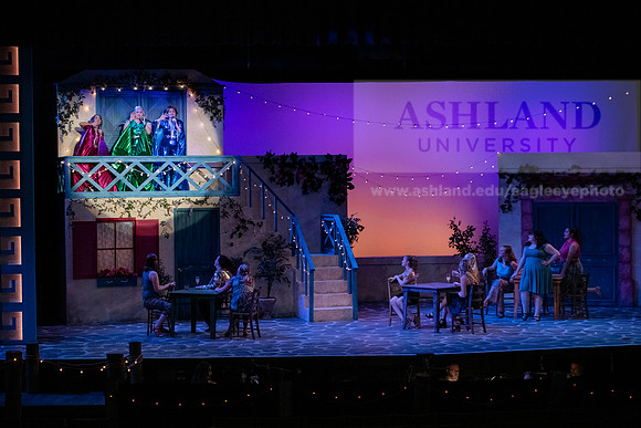 TheatreMammaMia0220ALW_2234