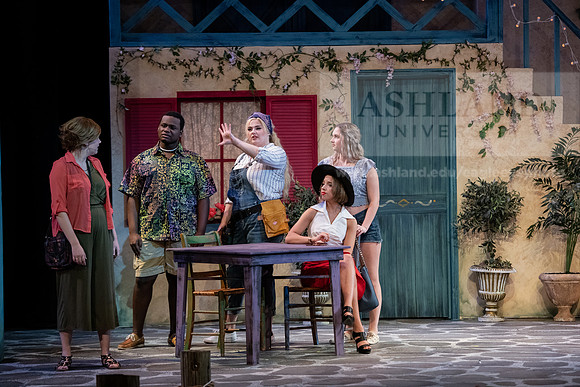 TheatreMammaMia0220ALW_1774