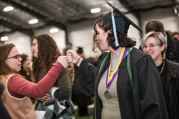 025WIGradPostCeremony1222ALW_1252