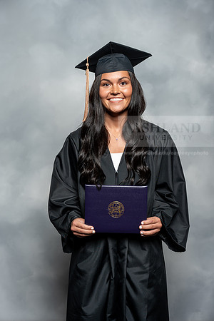 059SpGradBachelorSciBusAdmin0525AU-Graduation-2025-Andrew-1020