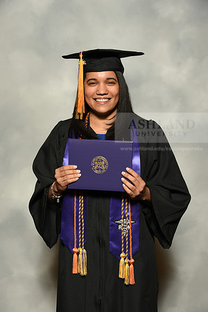 052BachelorNursingWiGrad1221MP7_0059