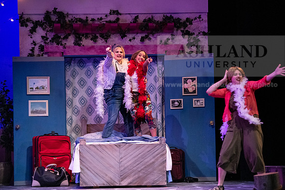 TheatreMammaMia0220ALW_2135