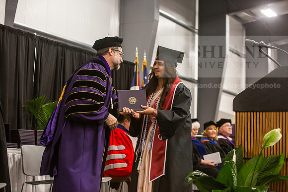 016SpGradBachelorSciBusAdmin0525JH6Q8B9352