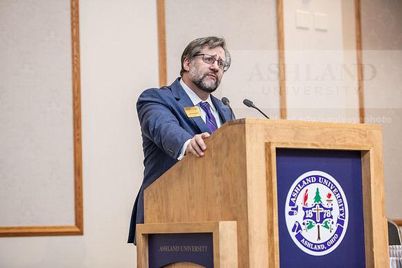COBEHeffernLecture1024AWB_3245