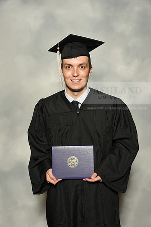 062BachelorBusinessWiGrad1221MP7_0951