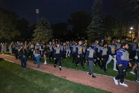 ParadeOfPurple1021ALW_6220