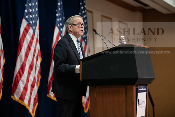 AsbrookGovMikeDeWine0120ALW_8906