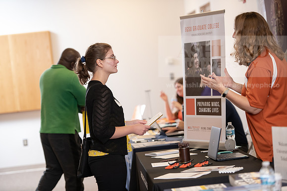 CareerGradFair0919ALW_7612