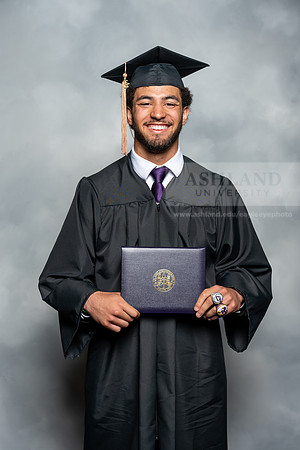 167SpGradBachelorSciBusAdmin0525AU-Graduation-2025-Andrew-1064
