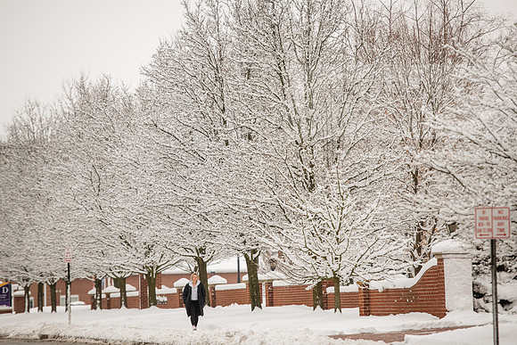 WinterCampusLife0123ALW_3433