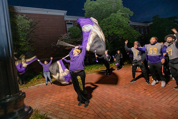 ParadeOfPurple1021ALW_6161
