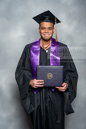 018SpGradMasterBusinessAdmin0525AU-Graduation-2025-Andrew-0407