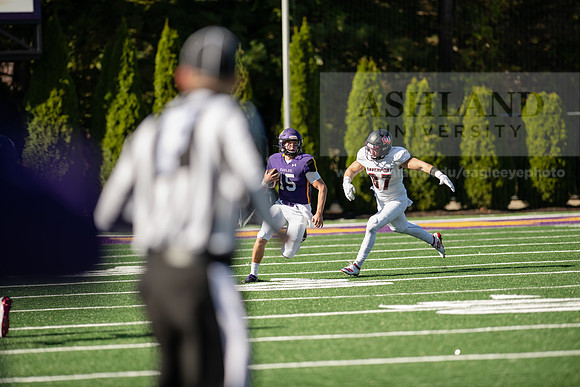 AUvDavenportFootball1019ALW_7284