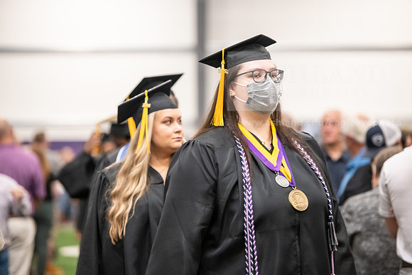 235SpGradProcessional0524AWB_8645