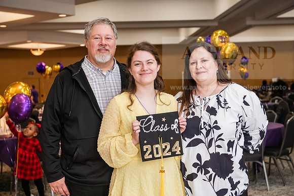 WinterGradCelebration1224AWB_6093
