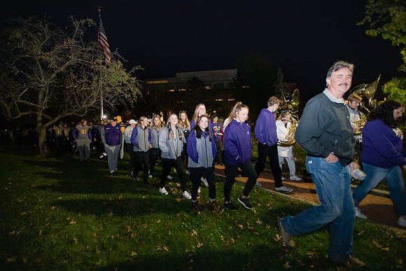ParadeOfPurple1021ALW_6255