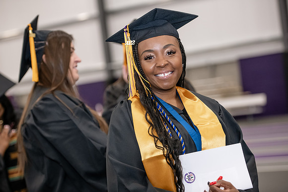 013WIGradPreCermony1222ALW_0009