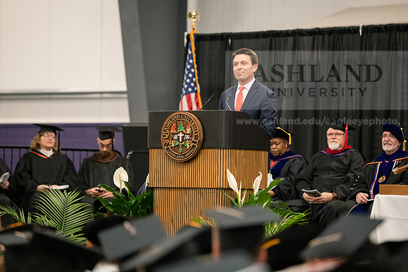 104SPGradCeremony0522ALW_0865