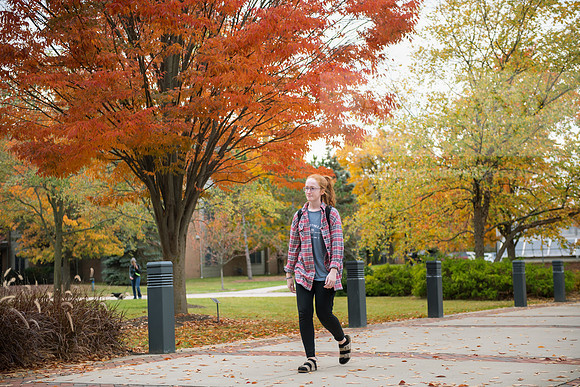 FallCampusLife1022ALW_1188
